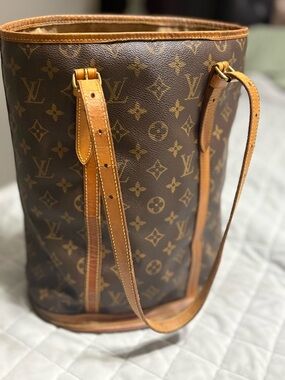 Authentic Louis Vuitton Brown Monogram Bucket Shoulder Bag with Tan Straps